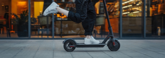 La DGT obligará a llevar un certificado a los dueños de patinetes eléctricos